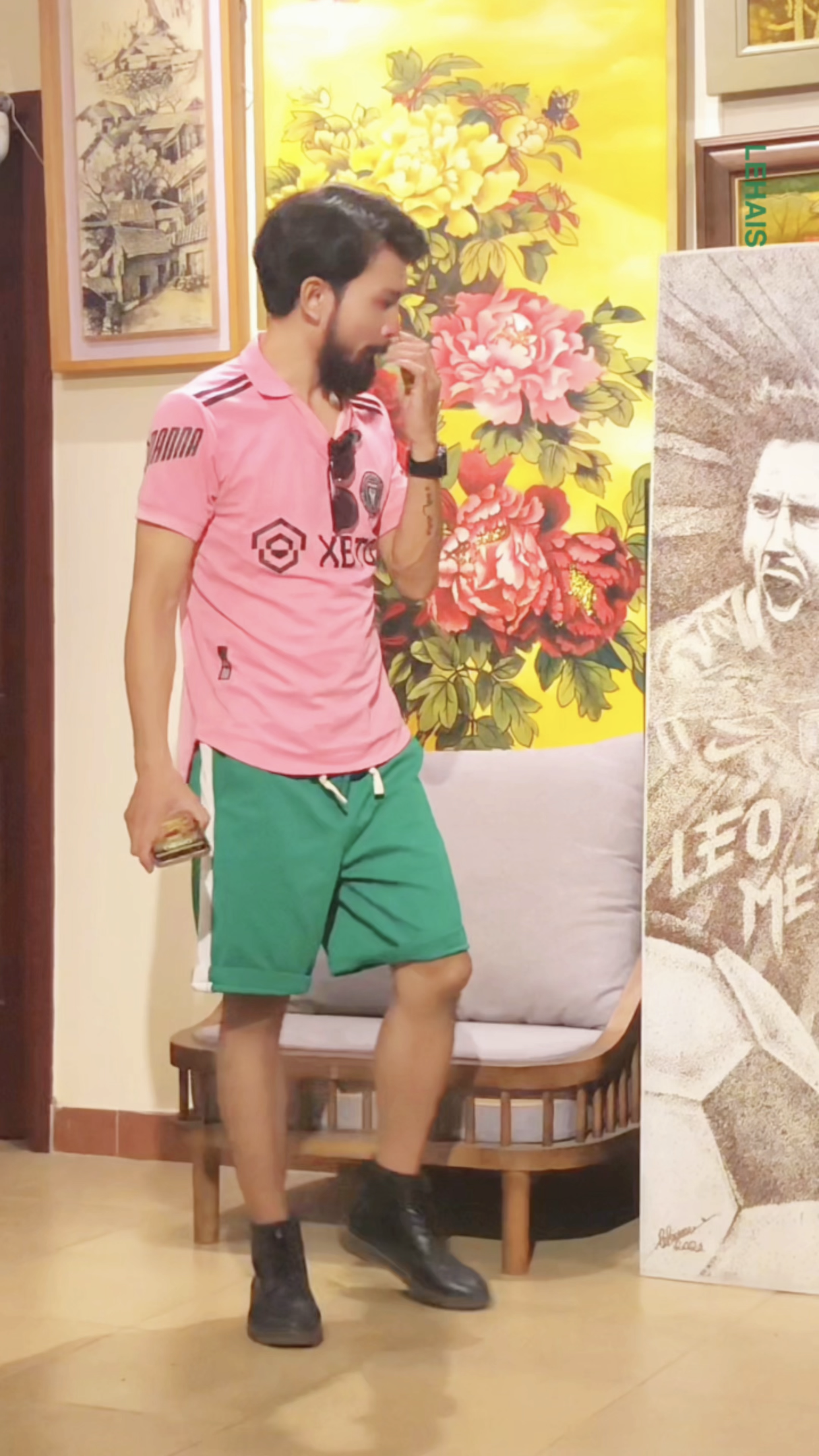 Chân dung MESSI được làm từ 10 triệu chiếc đinh sắt?